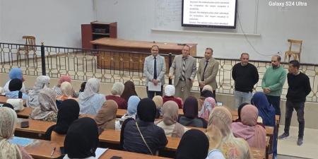 نائب رئيس جامعة طنطا يتفقد سير العملية التعليمية بكلية التربية