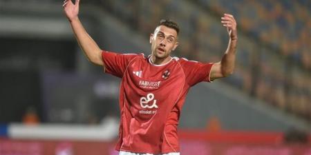 2 مليون دولار تحسم مستقبل جراديشار بين الأهلي وأوبيست