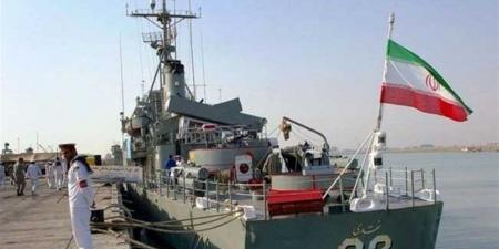 الجيش الأمريكي يعلن "تعطيل" سفينة شحن ترفع العلم الإيراني