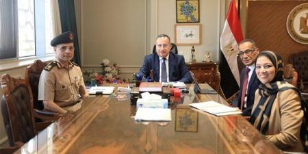 وزير التعليم العالي يتابع تطورات مشروع الجينوم المصري