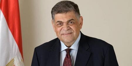 وزير التعليم العالي يهنئ أشرف حاتم بعضوية لجنة الصحة بالاتحاد البرلماني الدولي