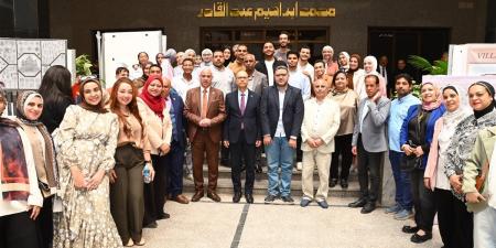 افتتاح المعرض الفني لطلاب قسمي الديكور والعمارة بكلية الفنون الجميلة بجامعة أسيوط