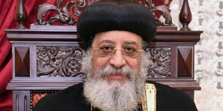 البابا تواضروس يستقبل أربعة من الأساقفة للتهنئة بعيد القيامة بالمقر البابوي