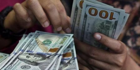 سعر الدولار في البنوك المصرية مع بداية تعاملات الأربعاء