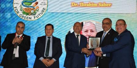 انطلاق المؤتمر العلمي الدولي لـ "صيدلة العاصمة" حول التغذية العلاجية المستدامة والكيمياء الخضراء