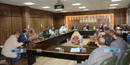 مجلس الدراسات العليا بجامعة أسيوط يوافق على زيادة مكافآت الإشراف والتحكيم