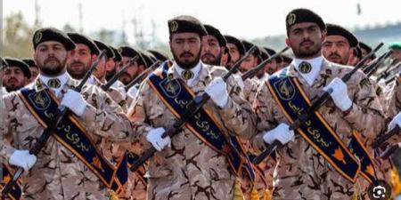 الحرس الثوري: سنتعامل بحزم مع أي إجراءات تنتهك قوانيننا