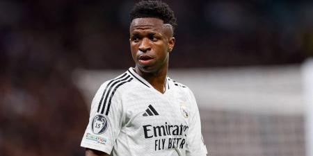 فلورنتينو بيريز يحسم مستقبل فينيسيوس مع ريال مدريد