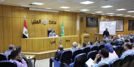 محافظ المنيا يوجه بتسريع معدلات التنفيذ مشروعات حياة كريمة