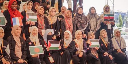 طلاب جامعة الأزهر الوافدون يشاركون في دعم 1000 طفل من الأيتام.. صور