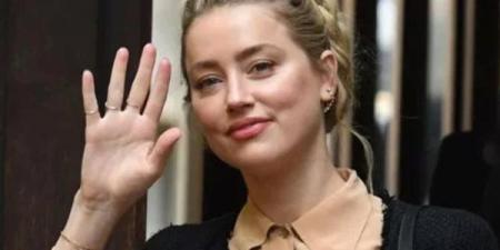 احتفلت آمبر هيرد بعيد ميلادها في إسبانيا مع توأمها أجنيس وأوشن