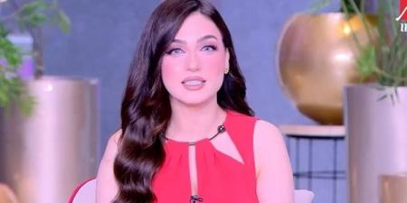 ياسمين عز تعلق على تطبيق التوقيت الصيفي في مصر وفوائده للزوجات