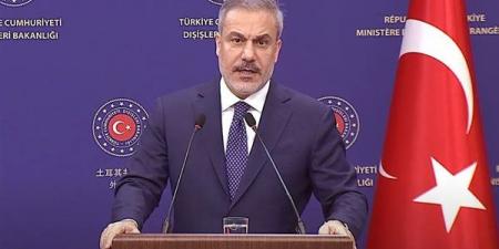 تركيا تُعلن استعدادها للمشاركة في إزالة ألغام مضيق هرمز بشرط