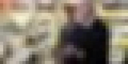 قيس سعيد يزور الجناح الجزائري بالمعرض الدولي للكتاب بتونس