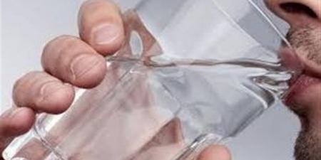 الجفاف المزمن.. لماذا لا يكفي شرب الماء فقط؟