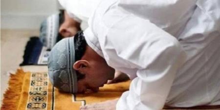 موعد أذان صلاة العشاء اليوم السبت 25 أبريل في بني سويف