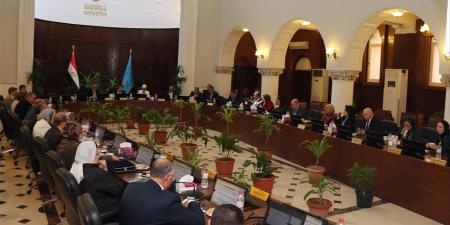 مجلس جامعة الإسكندرية يناقش استعدادات امتحانات الفصل الدراسي الثاني