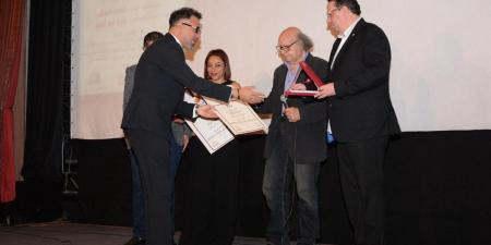 محمد عطية يفوز بجائزة أفضل ديكور عن فيلم الست في مهرجان جمعية الفيلم السنوي للسينما المصرية