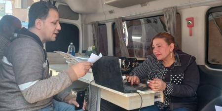 غلق وتشميع 37 محلًا بدون ترخيص