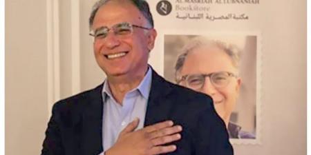 الوسط الثقافى يحتفى بفوز العشماوى بجائزة زايد