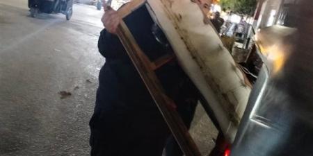 السيطرة على حريق سيارة ربع نقل داخل جراج العتبة