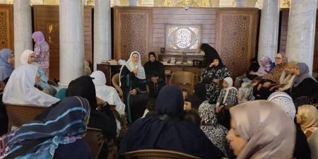 الأوقاف توسع نشاط الواعظات بـ 89 درسًا منهجيًّا و26 قافلة دعوية