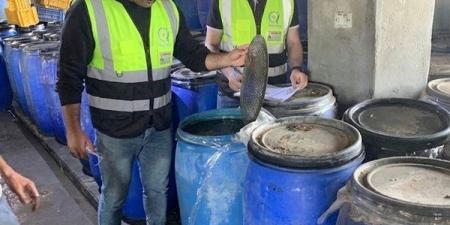 ضبط 10 أطنان مخللات داخل مصنع غير مرخص بالغربية