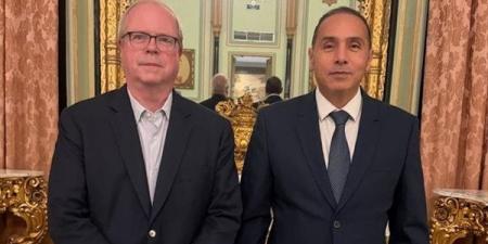 "عزام" يبحث مع رئيس هيئة الأوراق المالية في أونتاريو سبل تبادل الخبرات