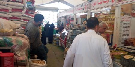 محافظ الدقهلية: المتابعة اليومية للأسعار والتخفيضات بالمعرض الدائم للسلع الغذائية بشرق المنصورة