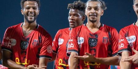 التعاون يتعادل مع الرياض في الدوري السعودي