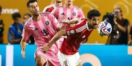 بن رمضان يتلقى عرضًا للرحيل عن الأهلي