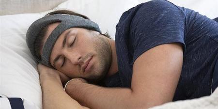 كيف تتحكم الهرمونات في نومك؟ خبير يوضح الأسباب والحلول