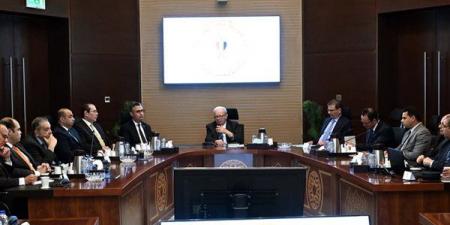 نائب رئيس الوزراء يتابع موقف زيادة الاحتياطي الاستراتيجي من السلع الغذائية