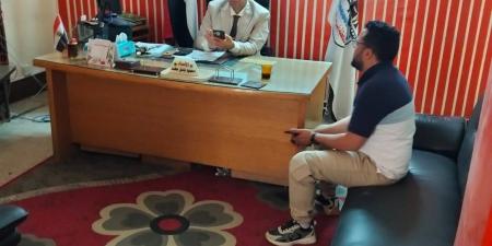 مدير مديرية العمل ببني سويف يواصل لقاءاته مع المواطنين للاستماع إلى مطالبهم وتوفير فرص عمل للشباب