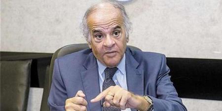 هل ينقذ رجال الأعمال الزمالك؟ ممدوح عباس في الصورة لتعويض جائزة الكونفدرالية