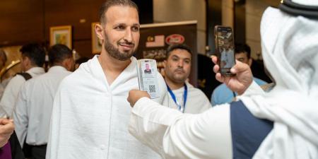 وزير السياحة يتابع أحوال الحجاج والاطمئنان على جاهزية تصعيدهم لعرفات