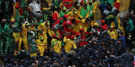 ملك المغرب يعفو عن المشجعين السنغاليين المحكوم عليهم في نهائي إفريقيا