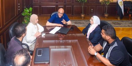 محافظ الإسكندرية يستقبل وفد "بيكيا باي" لبحث آليات القضاء على القمامة
