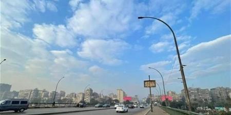 أبرز الظواهر الجوية المتوقعة غدًا الأحد.. شبورة كثيفة وأمطار ورياح مثيرة للأتربة
