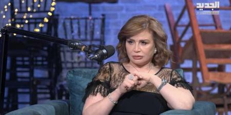 نمت في حضن أمي وهي متوفية 7 ساعات.. أبرز تصريحات إلهام شاهين الأخيرة