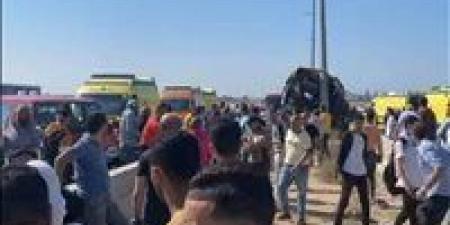 نزيف الأسفلت.. مصرع 6 أشخاص في حادث تصادم بين ملاكي ونقل بطريق بني سويف الصحراوي