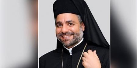 بتكليف من الأنبا عمانوئيل.. وفد "كاثوليك أسوان" يهنئ المحافظ والقيادات بعيد الأضحى