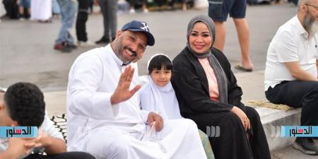 آلاف الدمايطة يودون صلاة العيد في ميدان الساعة