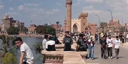 رحلات ونزهات وأجواء مميزة.. إقبال كبير على القناطر في العيد (بث مباشر)