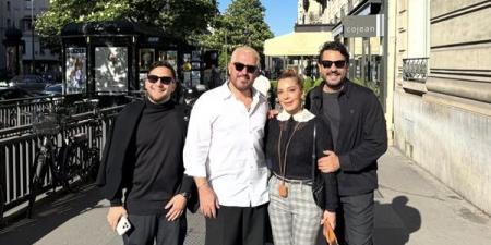 ظهور مميز للفنانة أصالة برفقة زوجها فائق الشاعر ترد على شائعات طلاقها