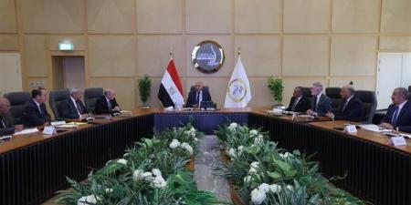 وزير النقل يترأس الجمعية التأسيسية لشركة تراست القناة لخدمات السفن
