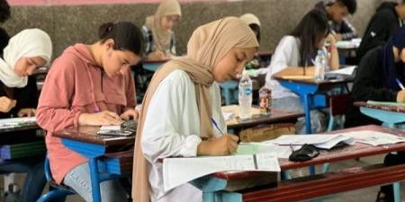 821 ألف طالب يؤدون امتحانات الدبلومات الفنية 2026
