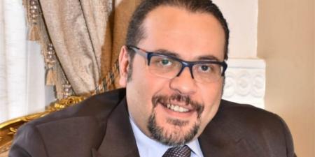 لانتحال صفة طبيب ووجود مستلزمات مخالفة.. غلق وتشميع مركز علاجى بمشتول السوق