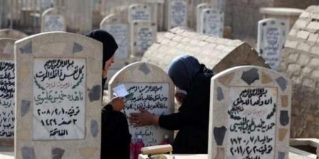 هل زيارة المقابر في المناسبات جائز؟.. أمين الفتوى يجيب