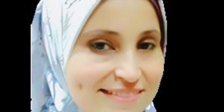 الشغوفة.. «إيمان» تكتب قصة نجاح خضراء بـ«الأزولا» فوق أسطح المنازل